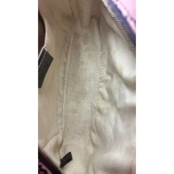 🩷SOLD🩷 Gucci Marmont Pink Quilted Camera Bag - Picture 4 of 9